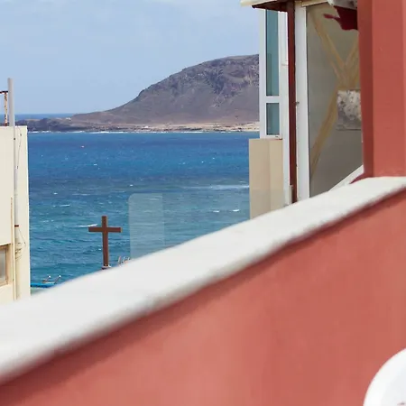 Rosamar Canteras Beach